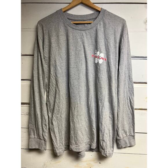 Trader Joe’s Long Sleeve (No Size) and Navy Crewneck (Size Medium) Bundle. - Picture 2 of 11